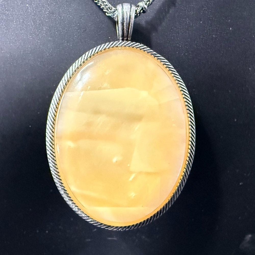 Reversible Long Necklace - Picture 5 of 16